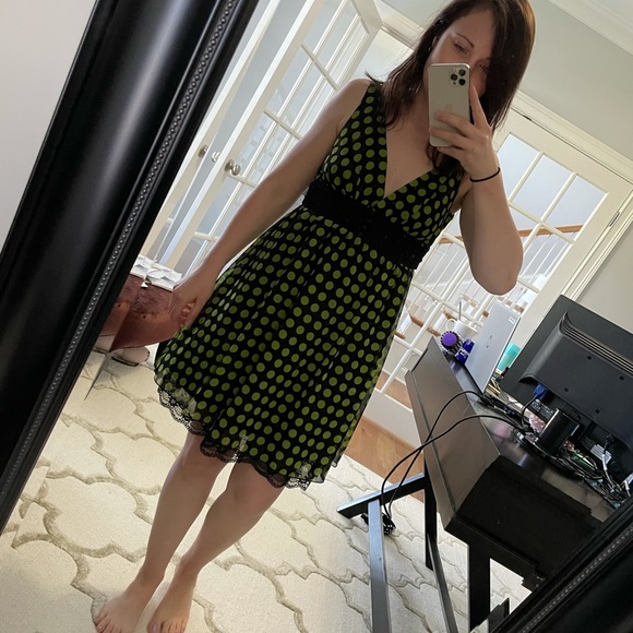 Dress - Picture 3 of 3